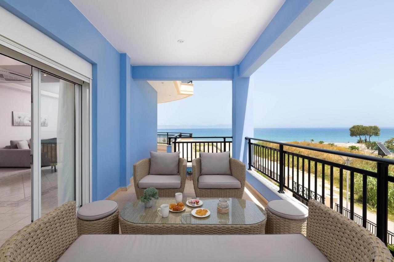 White&Blue Luxury Suites Ялиссос Экстерьер фото