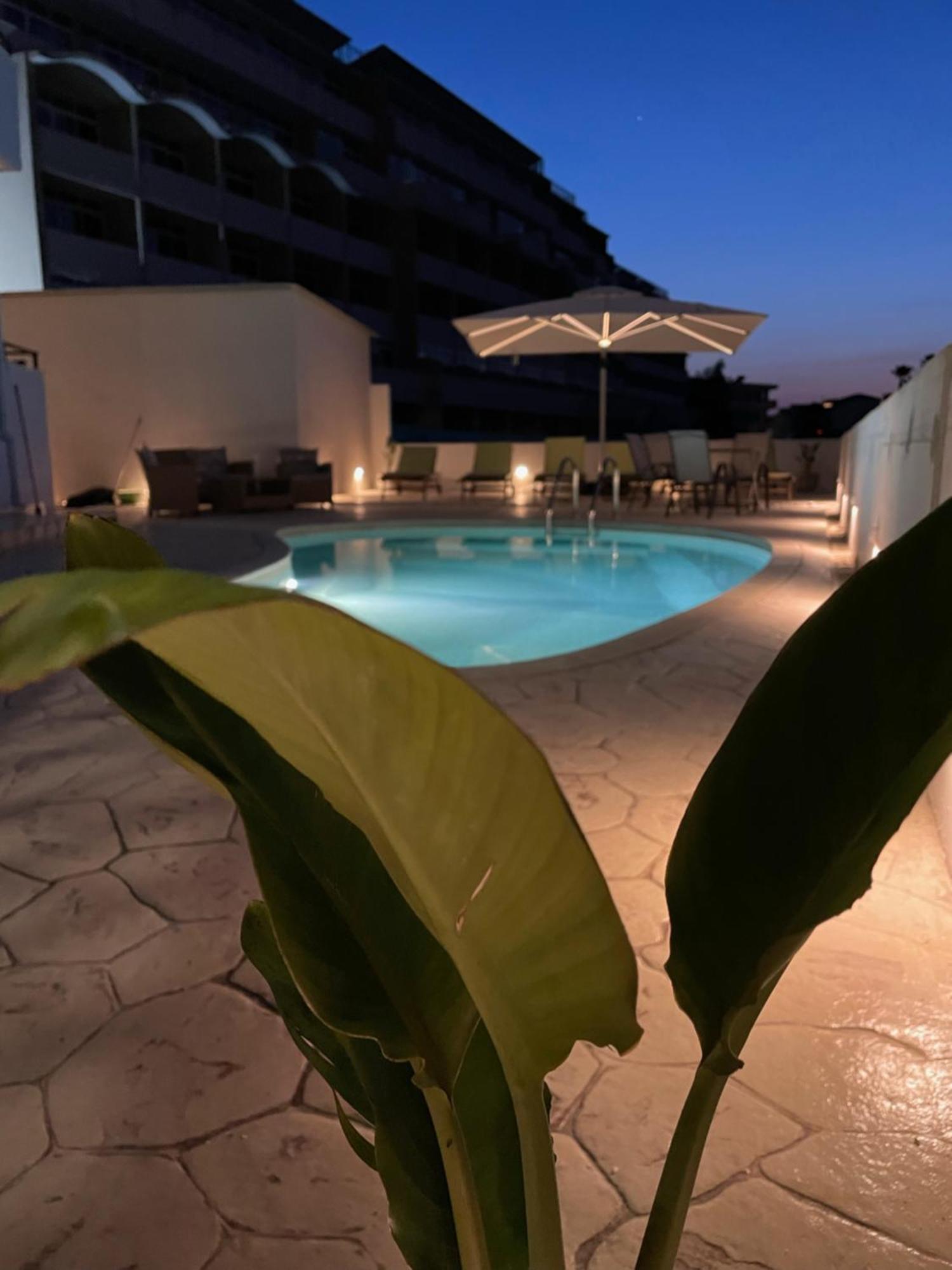 White&Blue Luxury Suites Ялиссос Экстерьер фото